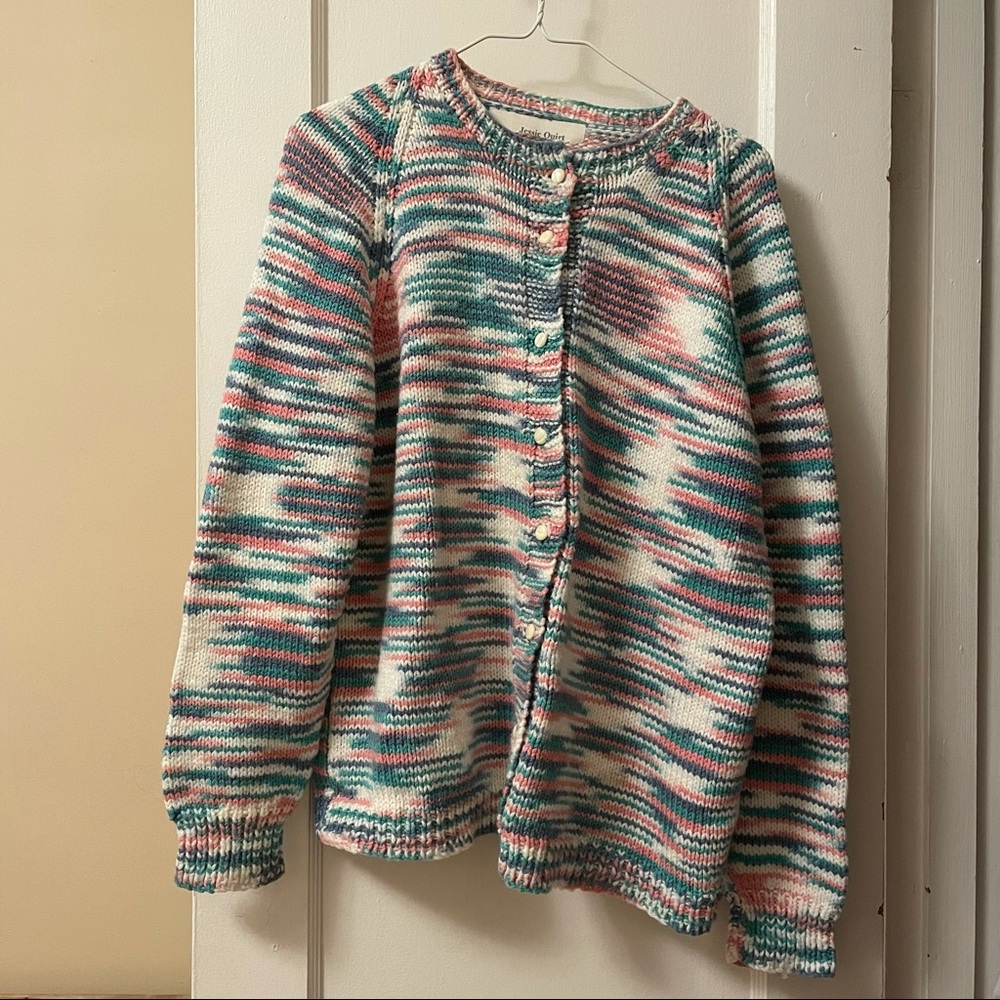 M/L Vintage Jessie Ouirt knitted cardigan.